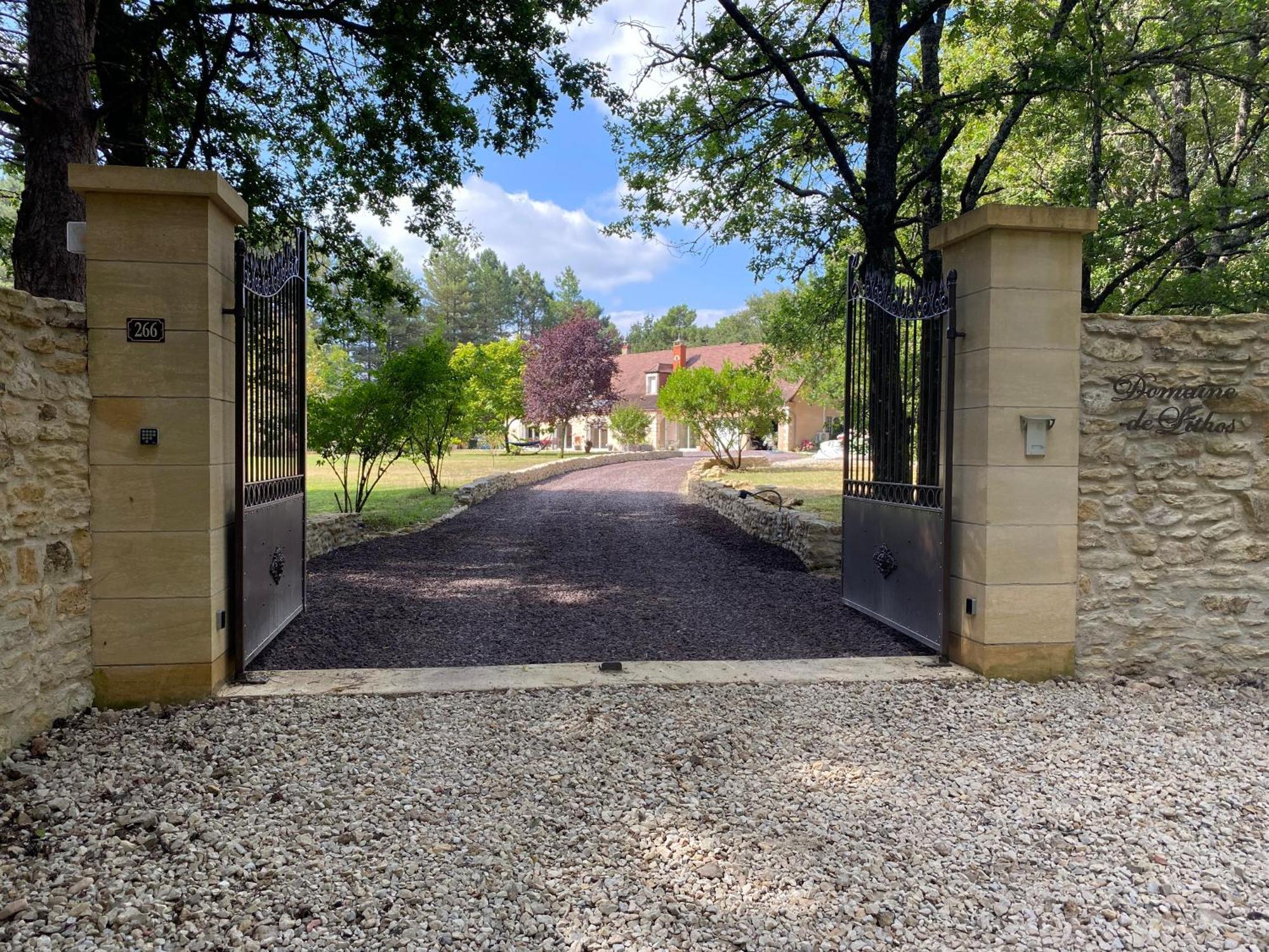 مبيت وإفطار Fossemagne Domaine De Lithos المظهر الخارجي الصورة